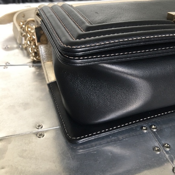 Chanel Bicolor Le Boy Flap Bag - Picture 6 of 14